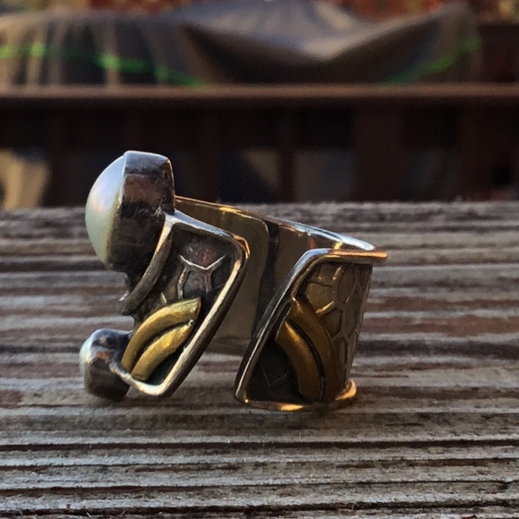 Modernist sterling and goldtone ring with pearl - Picture 5 of 8